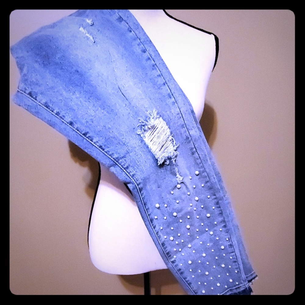 Pearl Embellished Skinny Jeans